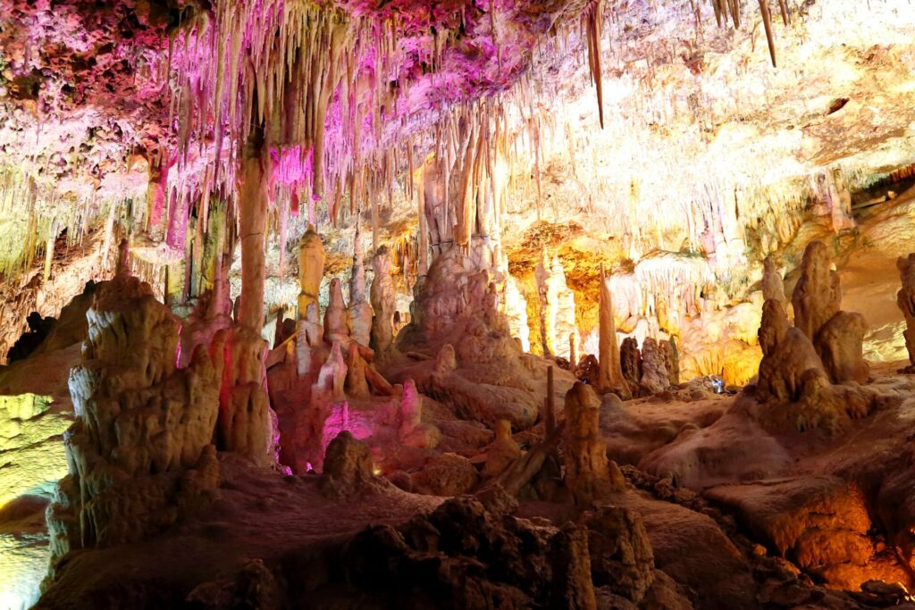 Entrance to the stalac Entrance to the stalactite caves Coves dels Hams in Manacor