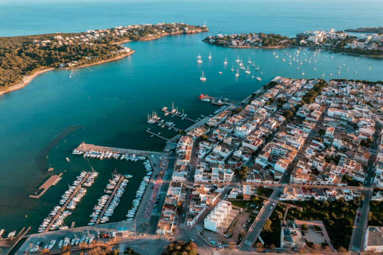 Portocolom Luftaufnahme des Hafens